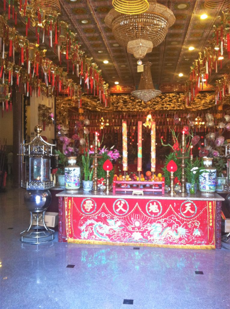 Asian temples in Los Angeles | Roads and Destinations