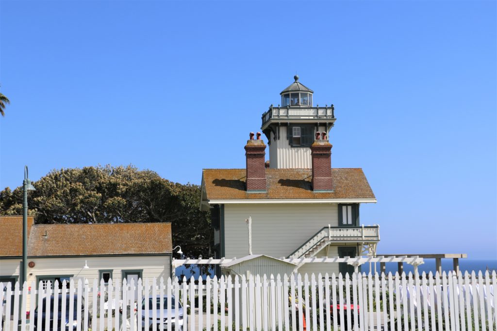 Point Fermin Lighthouse | Roads and Destinations