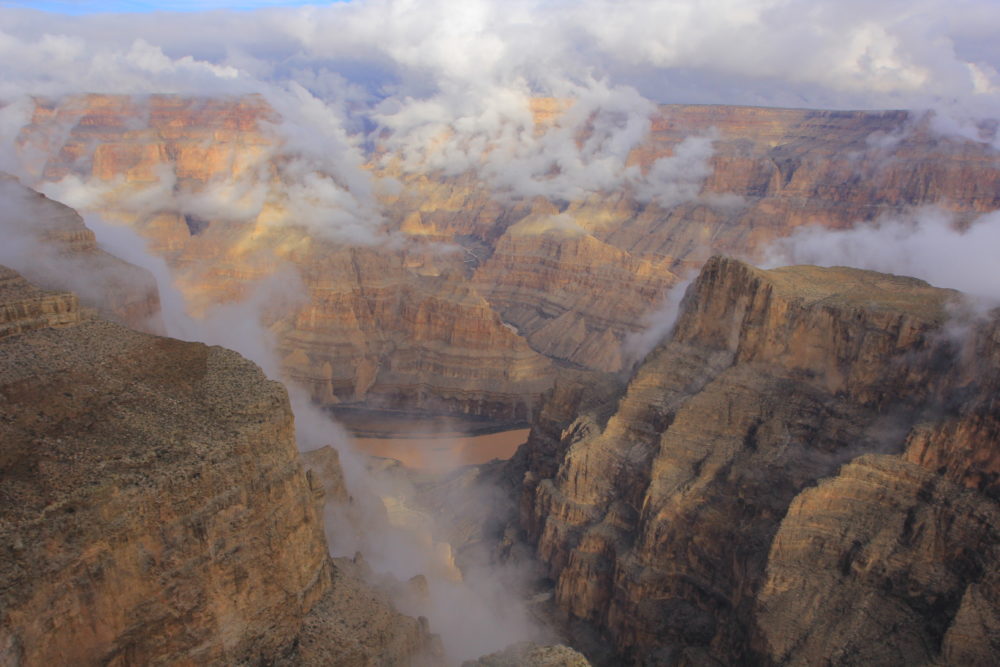 Grand Canyon - Roads and Destinations