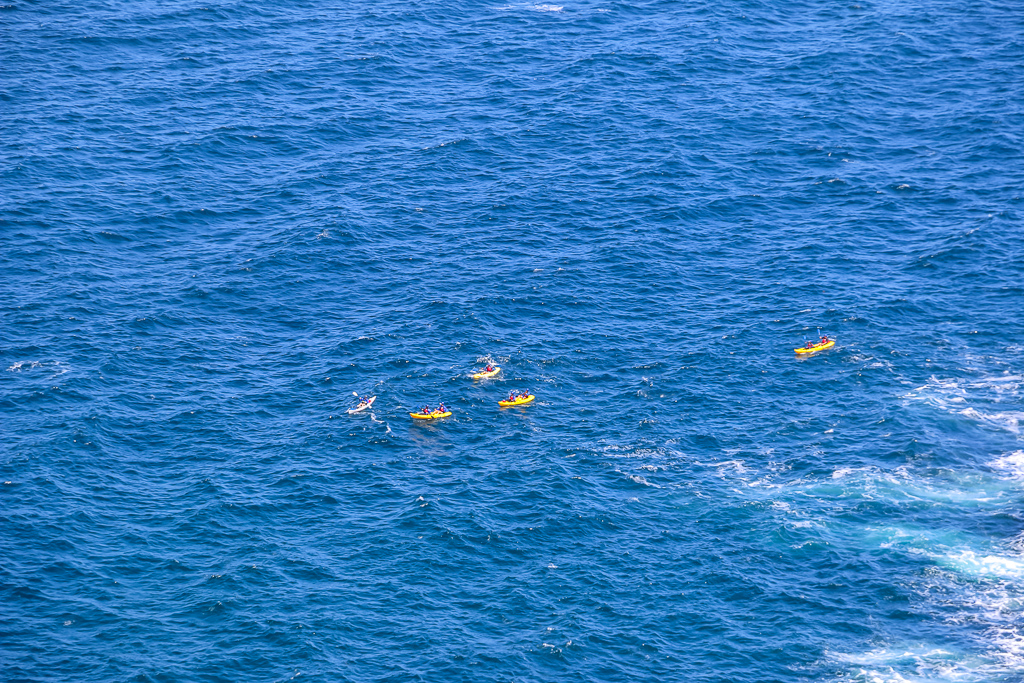 Kayaking near Santa Cruz Island | Roads and Destinations