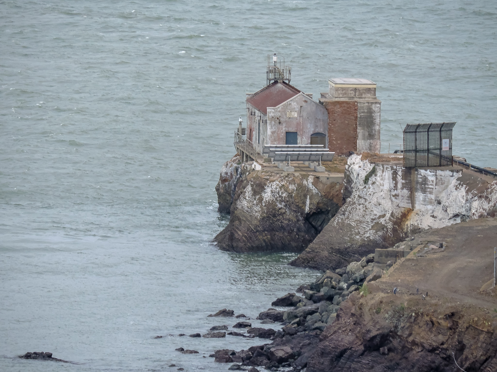 Rocks near the Golden Gate Bridge in San Francisco | Roads and Destinations