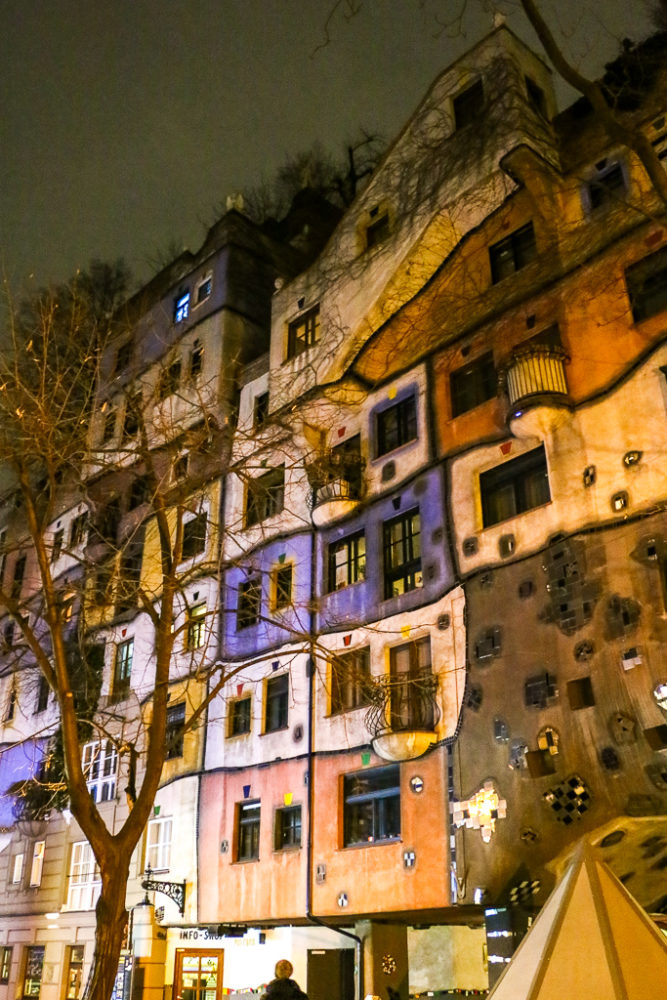 Hundertwasserhaus | Roads and Destinations