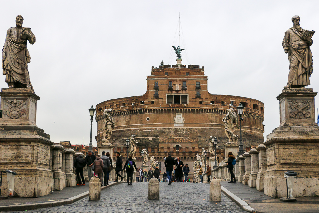 Castel Sant’Angelo, roadsanddestinations.com