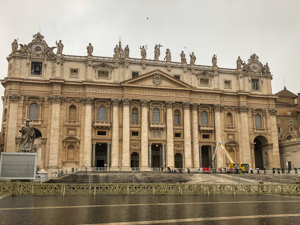 St. Peter's Square | Roads and Destinations