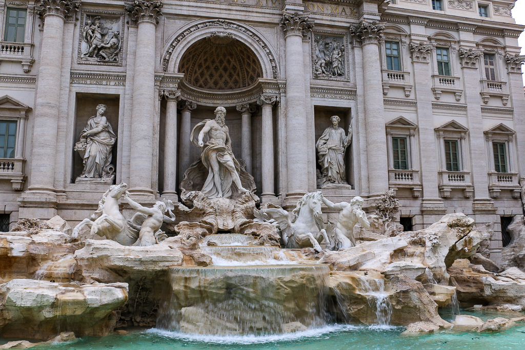 Trevi Fountain - Roads and Destinations