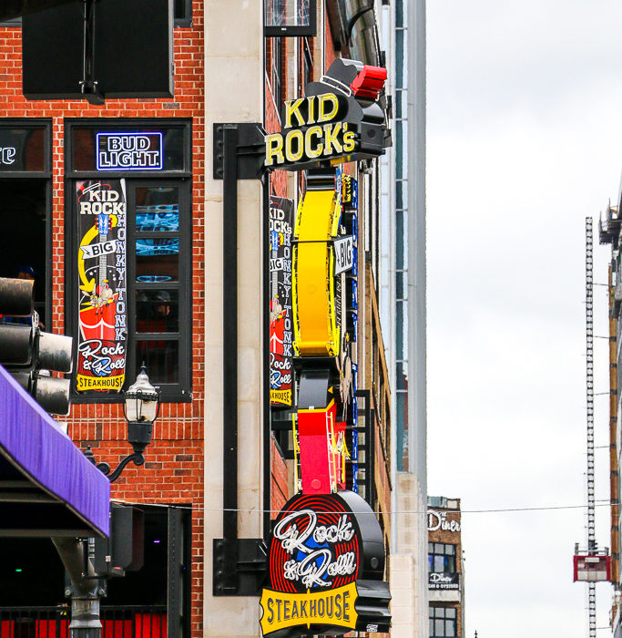 Experience Nashville for Free, roadsandestinations.com