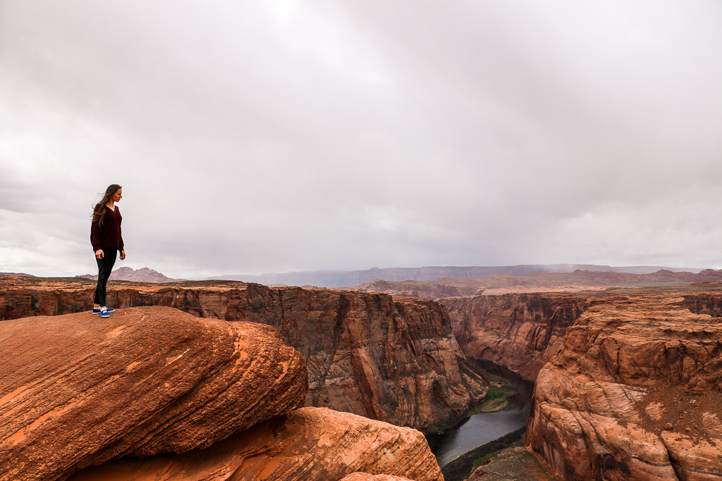 Horseshoe Bend – Arizona’s Natural Wonder, roadsanddestinations.com