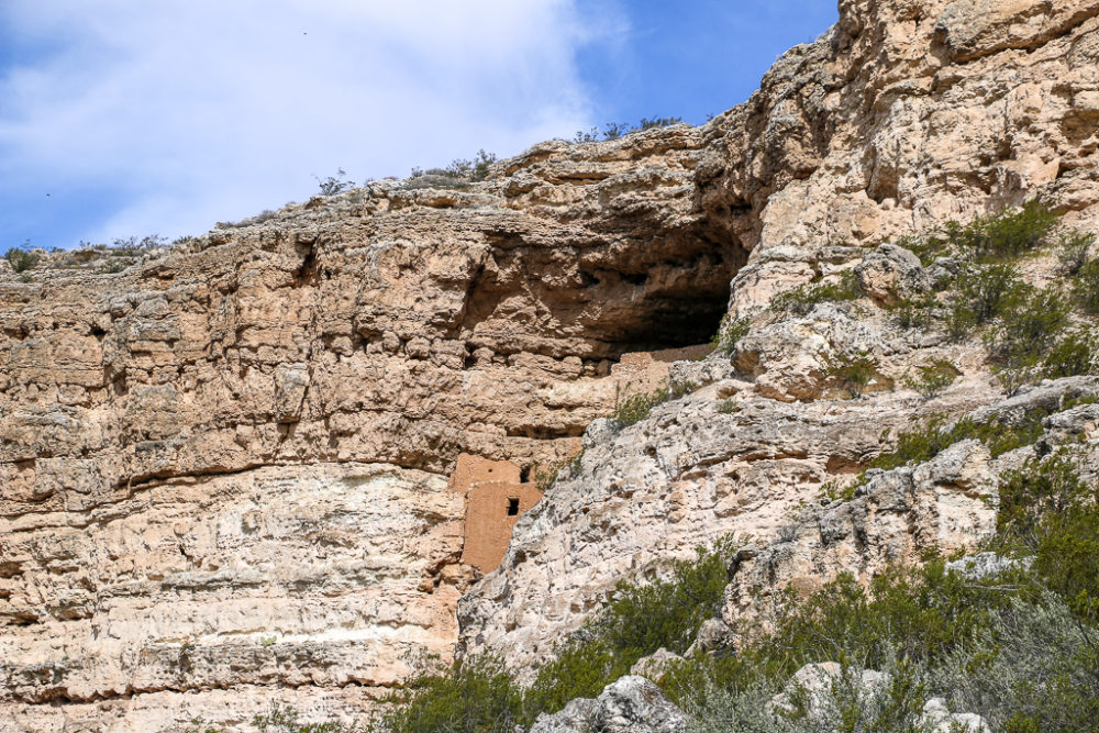 Montezuma Castle, ancient dwellings in Arizona - roadsanddestinations.com