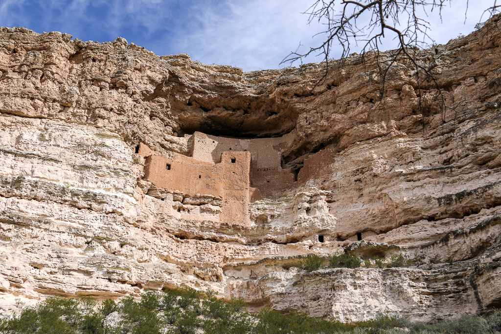 Montezuma Castle – an Unusual Castle in the Arizona, roadsanddestinations.com