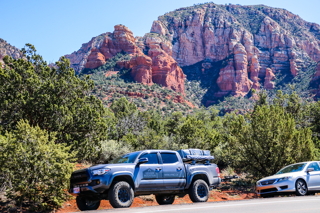 Hiking in Sedona, Arizona, roadsanddestinations.com