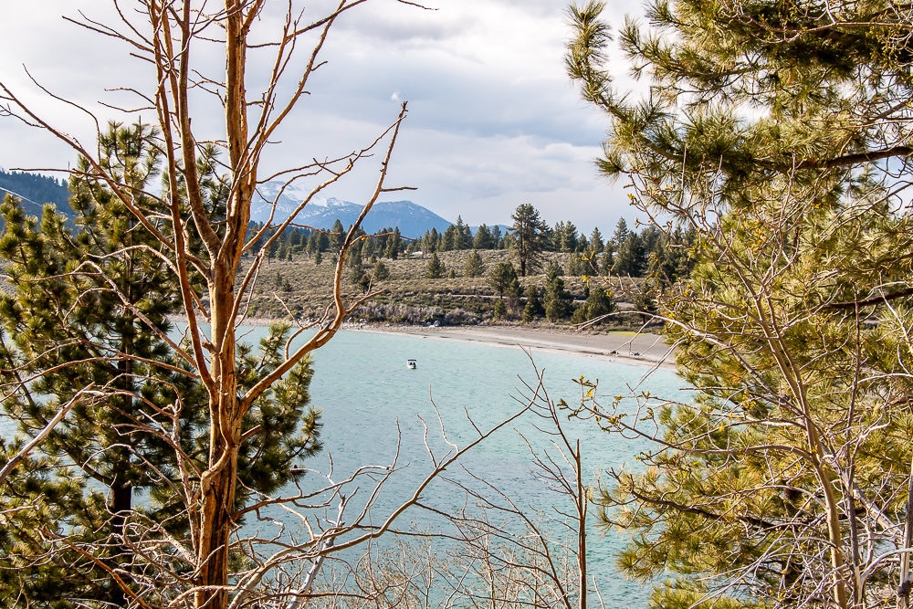 The Top 5 Lakes Near Mammoth Lakes You Can’t Miss - roadsanddestinations.com