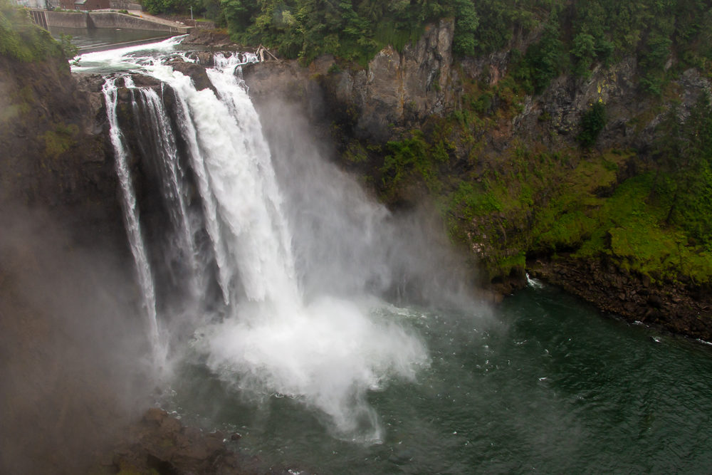 The Top 5 Natural Attractions Near Seattle; Day trips and weekend getaways from Portland - Roads and Destinations  