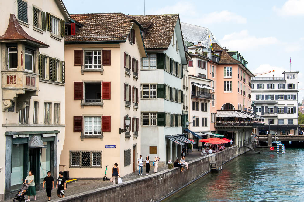 Historic centers in big cities of Switzerland  - Roads and Destinations