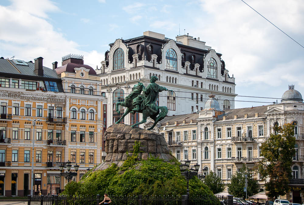 A Short Visit to Kiev to Ignite your Wanderlust-roadsanddestinations.com