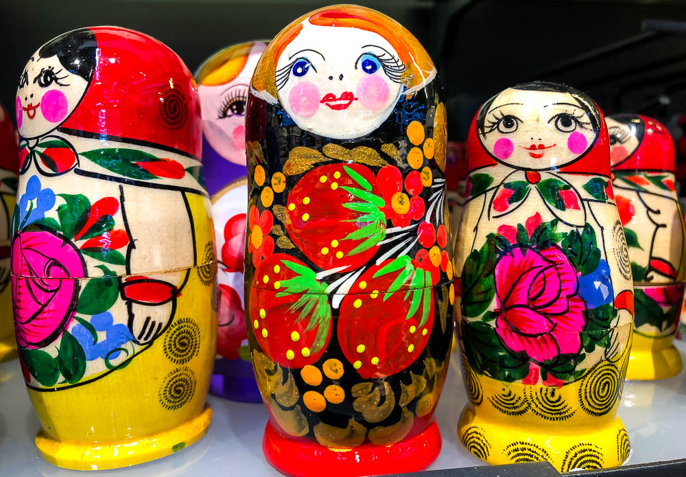 Polish nesting dolls - Roads and Destinations