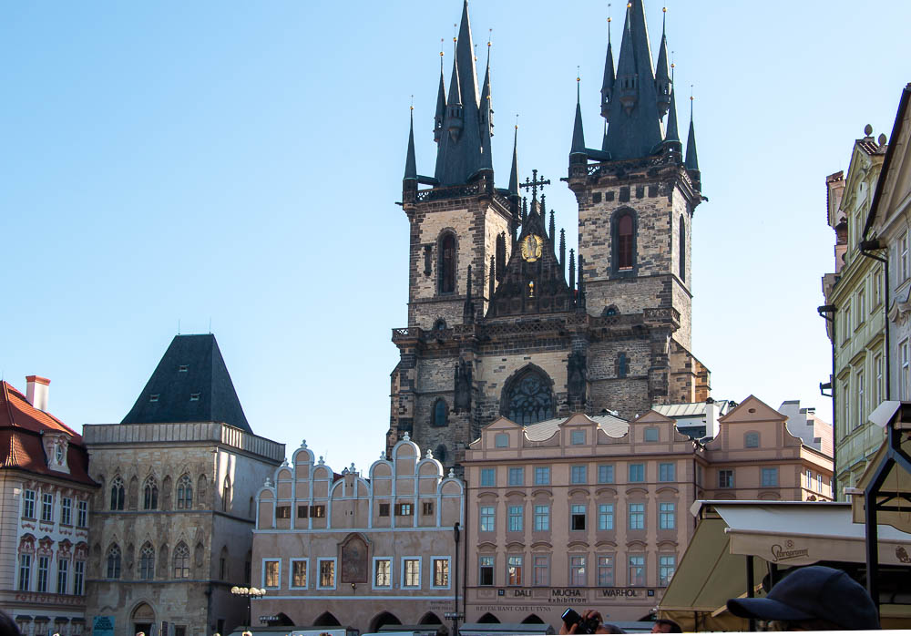 Prague Tours, roadsanddestinations.com