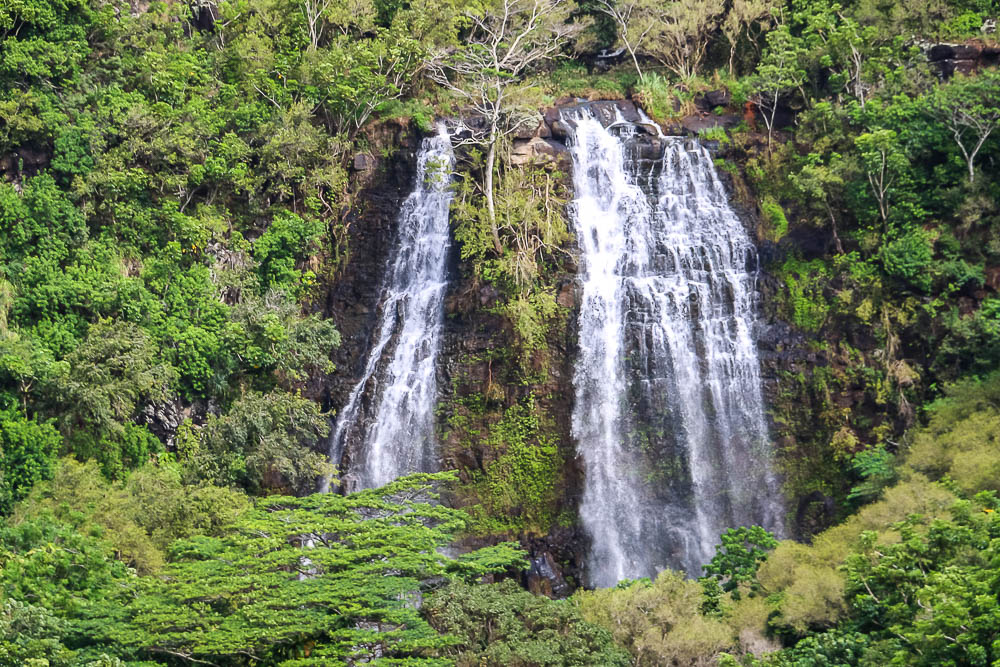 Epic Kauai Photo Diary - Roads and Destinations