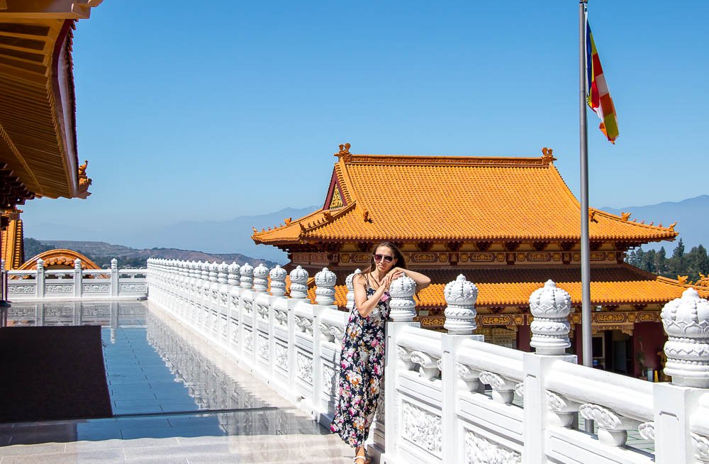 Finding Zen behind Tall Walls of Hsi Lai Temple, Los Angeles - Roads and Destinations, roadsanddestinations.com