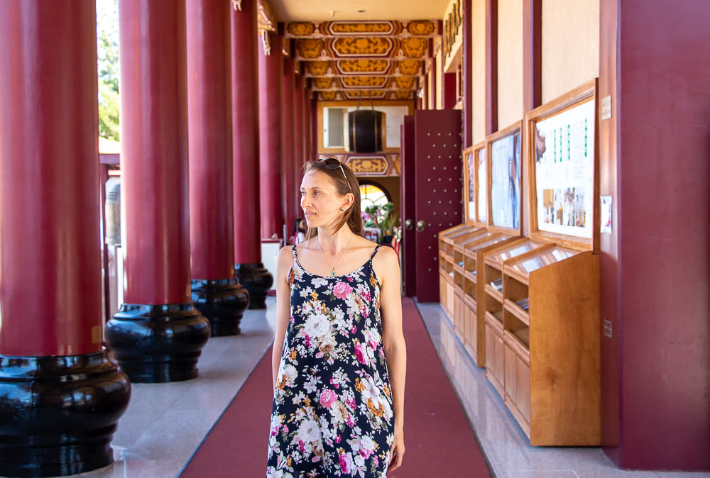 Finding Zen behind Tall Walls of Hsi Lai Temple, Los Angeles - roadsanddestinations.com