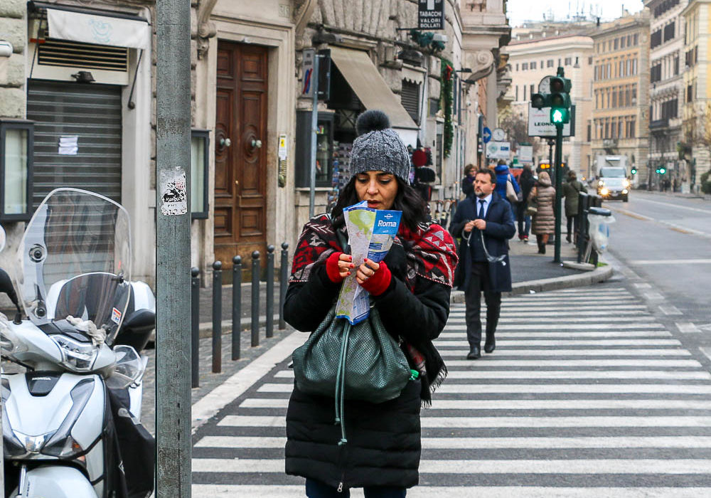 Tourists in Rome, Wanderlust during Coronavirus www.roadsanddestinations.com