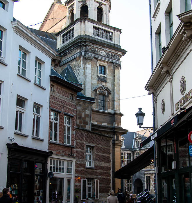 One Day in Antwerp - Roads and Destinations, roadsanddestinations.com