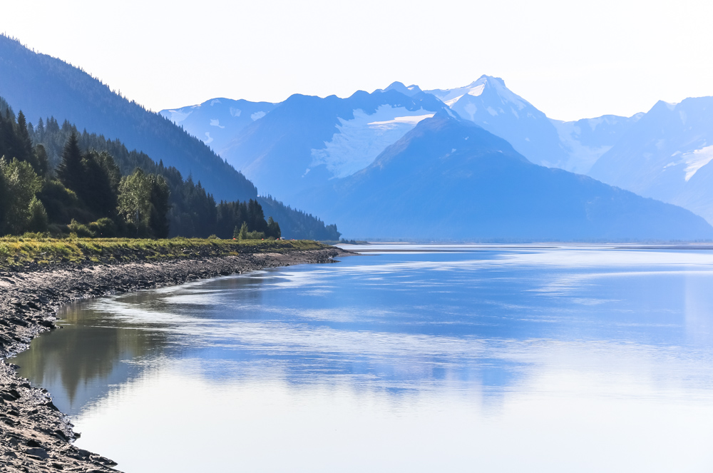 Reasons to visit Alaska | Roads and Destinations 