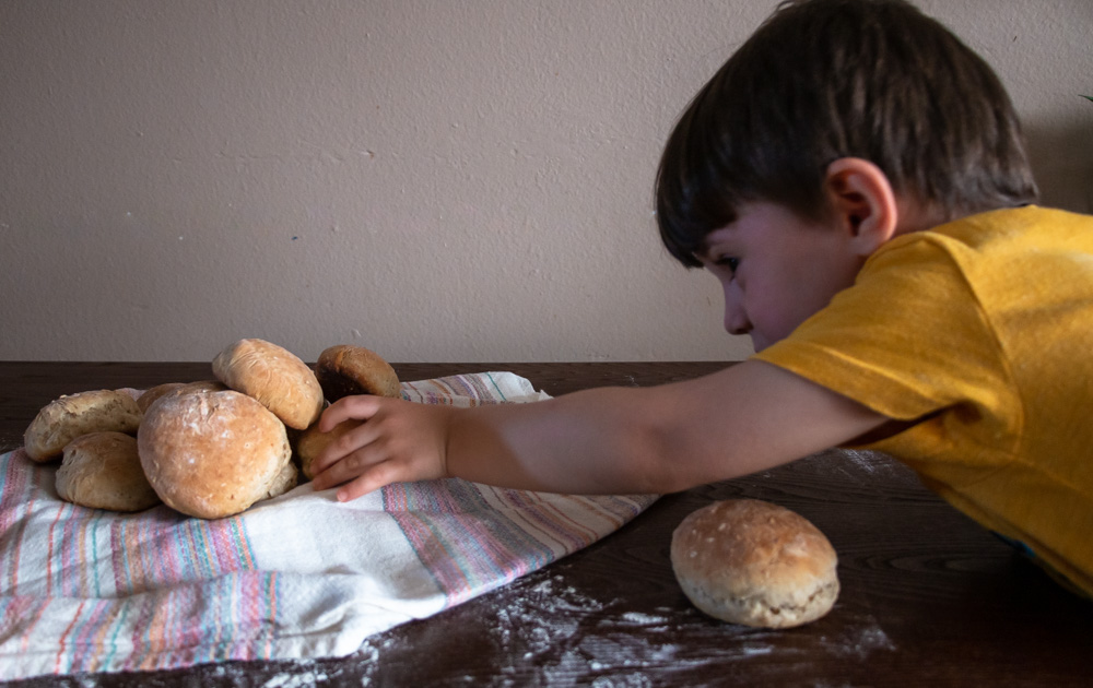 Scottish oatmeal rolls | Roads and Destinations, roadsanddestinations.com