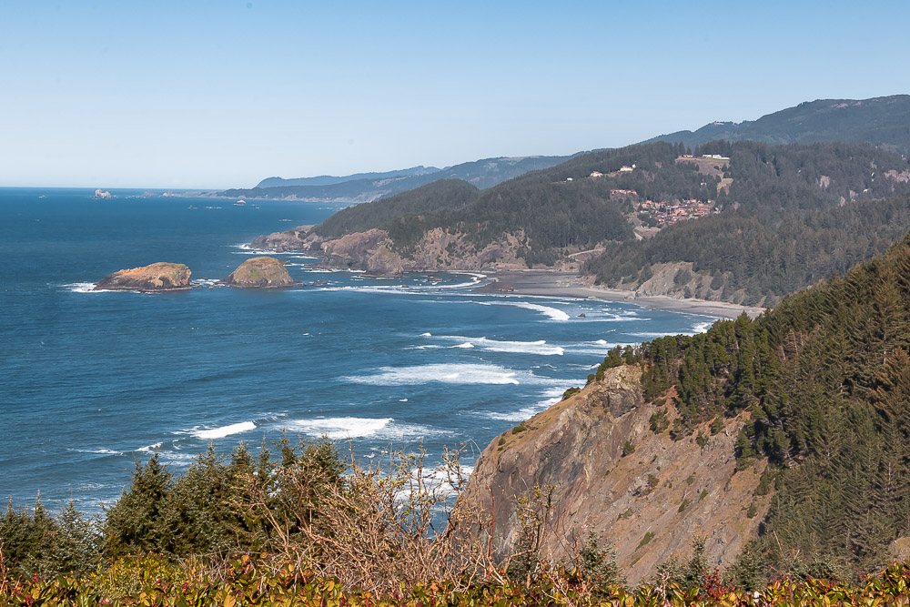 Oregon Coast Road Trip - Roads and Destinations, roadsanddestinations.com