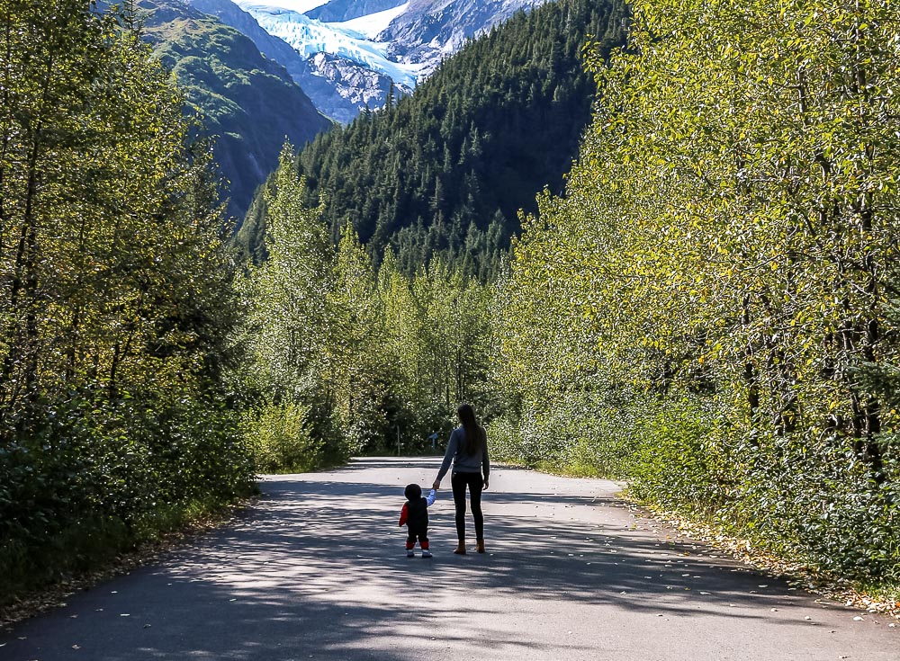 Alaska - Roads and Destinations 