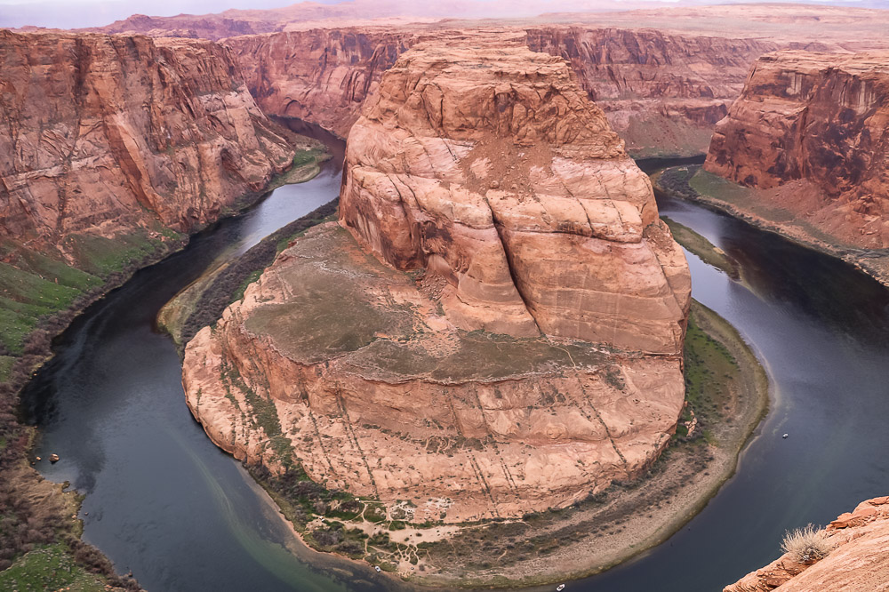 Horseshoe Bend - Roads and Destinations