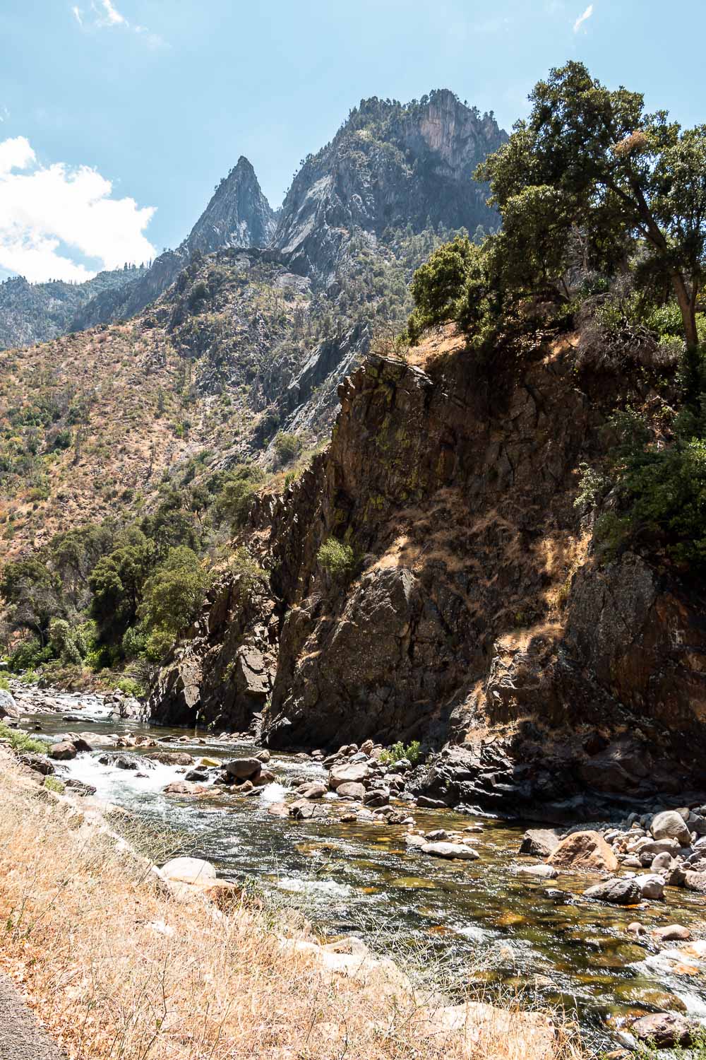 One Day in Kings Canyon National Park - Roads and Destinations. roadsanddestinations.com.