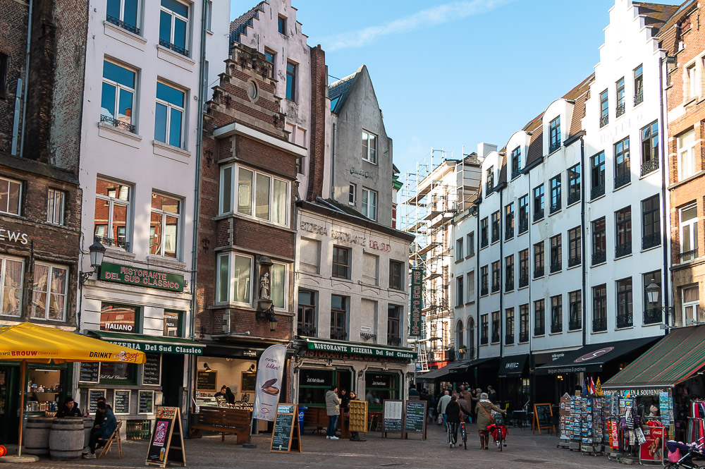 Things to do in Antwerp - Roads and Destinations, roadsanddestinations.com