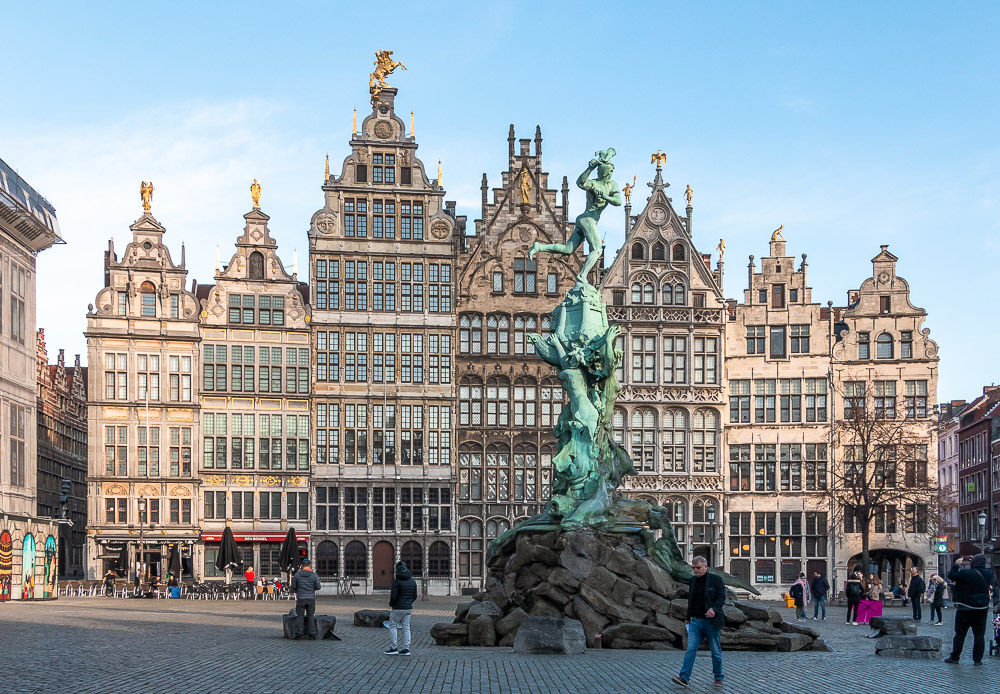 antwerp tourist info