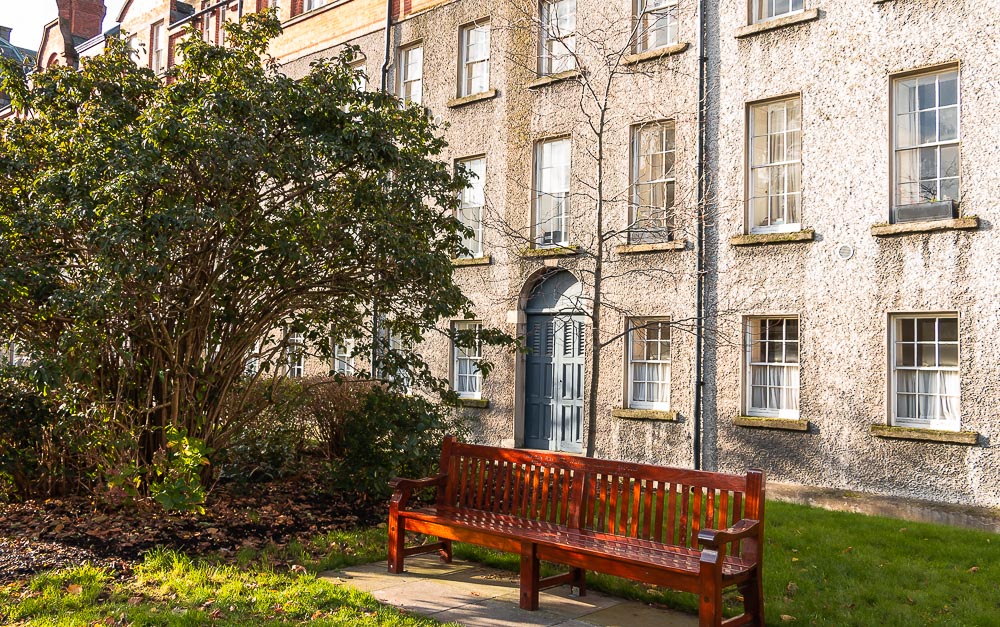 Visit Trinity College Library - Roads and Destinations