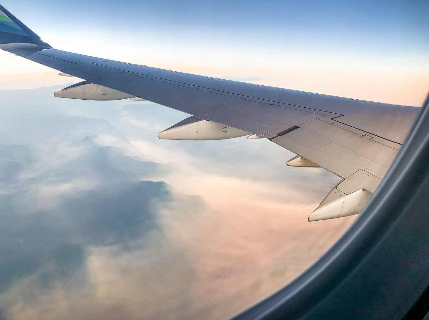 Affordable travel - Roads and Destinations