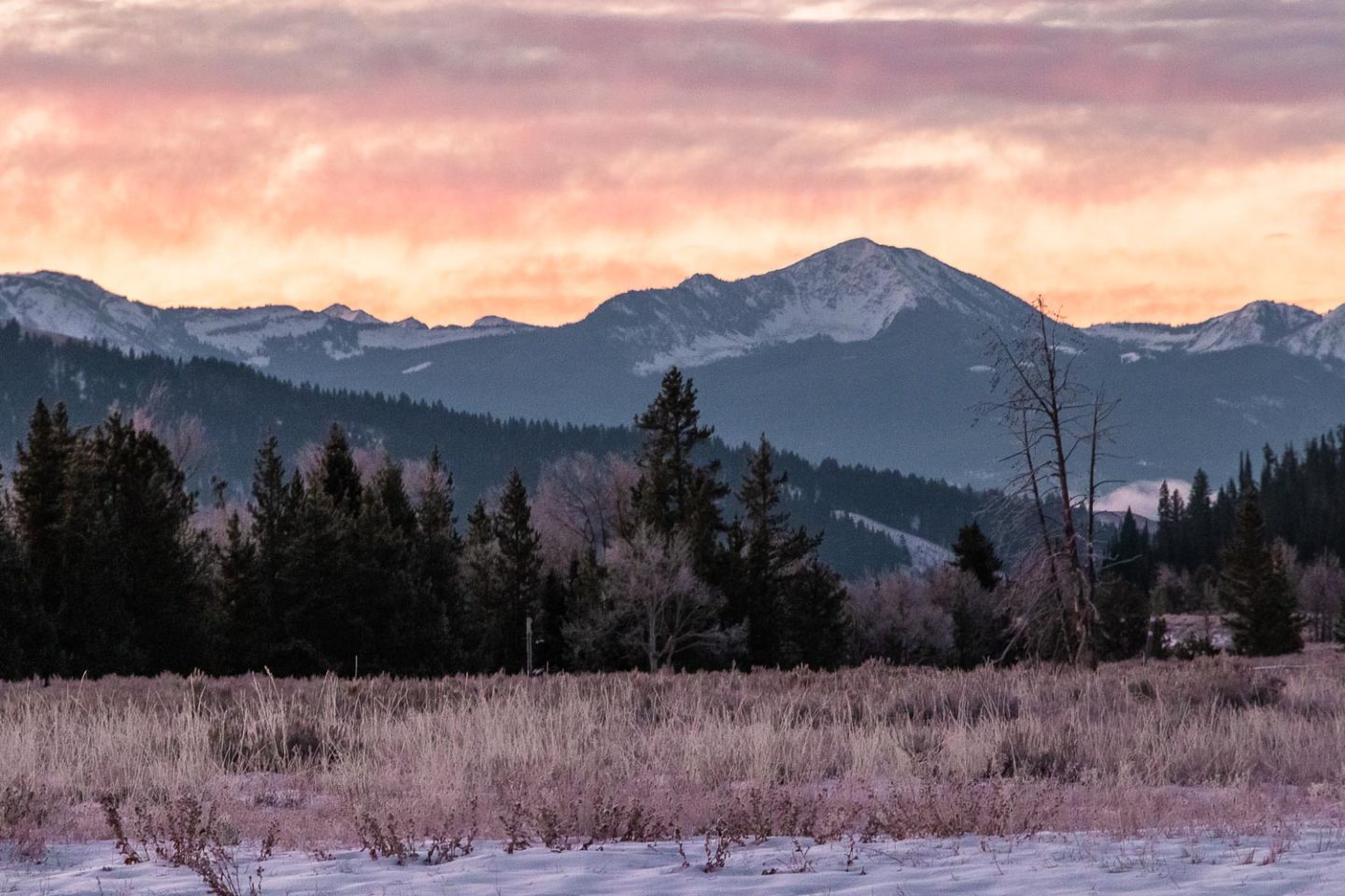 One Day in Grand Teton National Park - Roads and Destinations _ roadsanddestinations.com