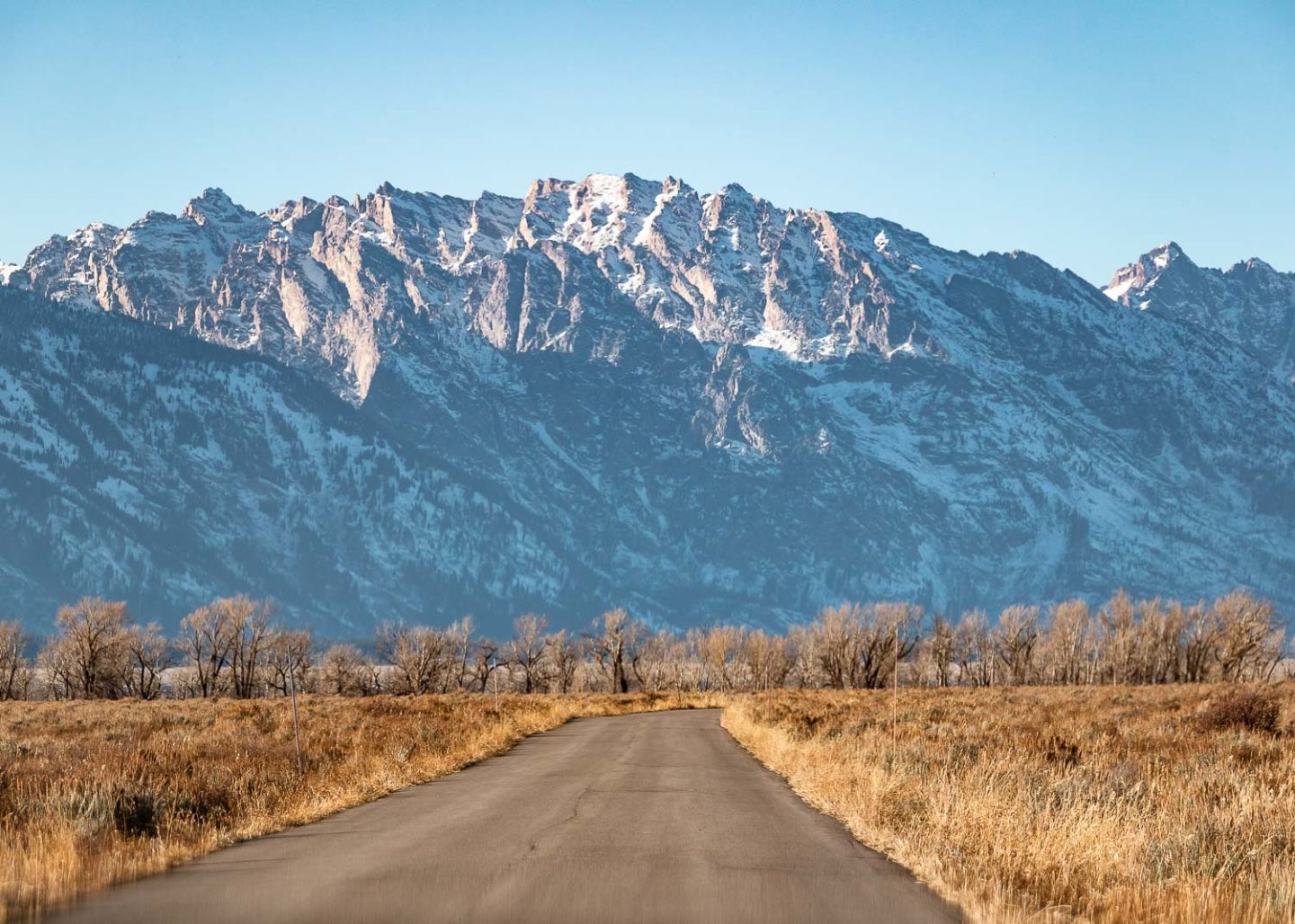 One Day in Grand Teton National Park - Roads and Destinations _ roadsanddestinations.com