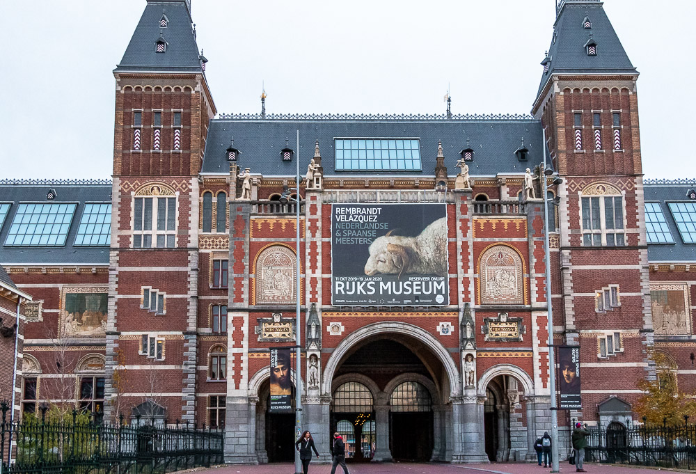 Visit Rijksmuseum - Roads and Destinations