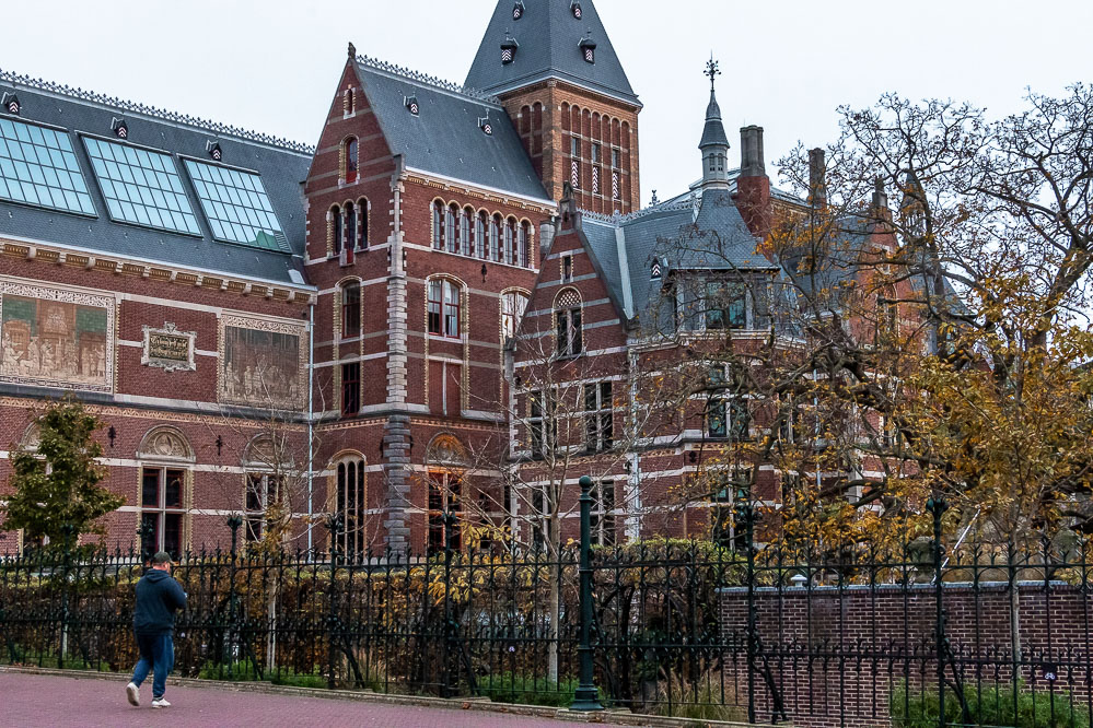 Visit Rijksmuseum - Roads and Destinations