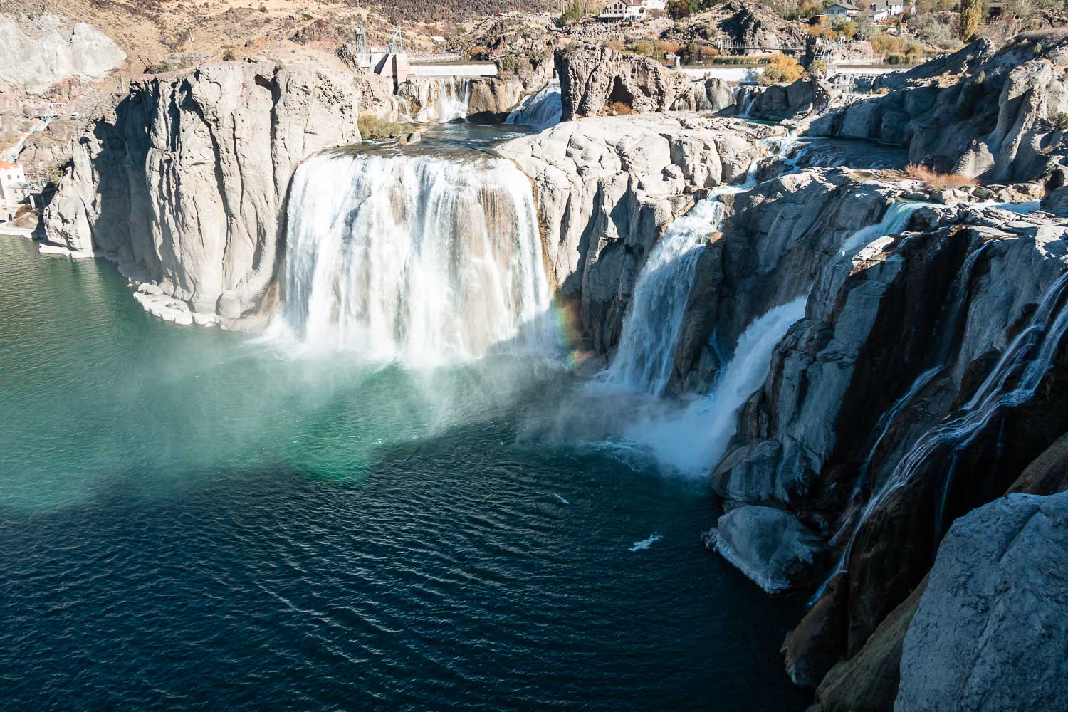 Visit Shoshone Falls - Roads and Destinations