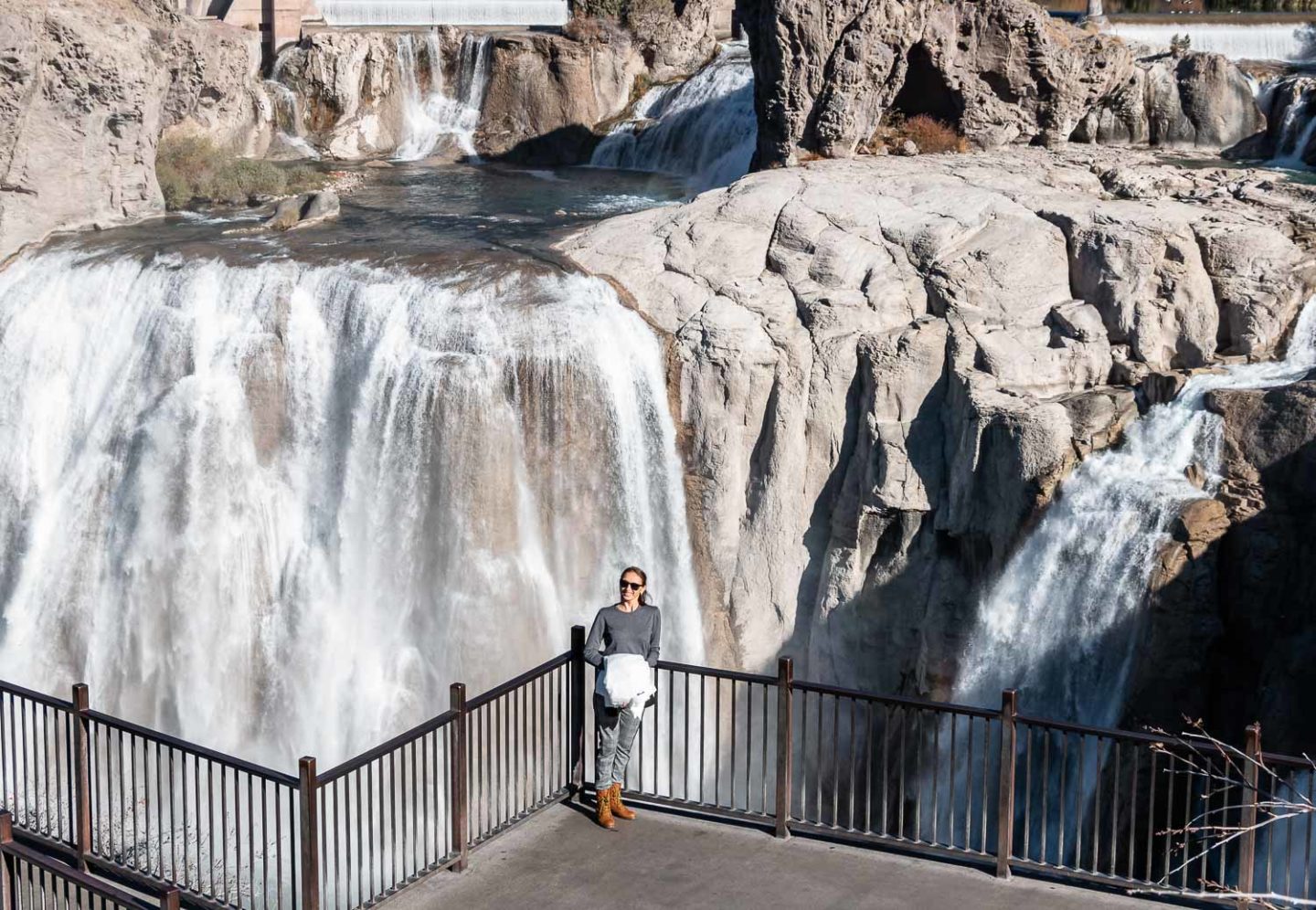 Visit Shoshone Falls - Roads and Destinations