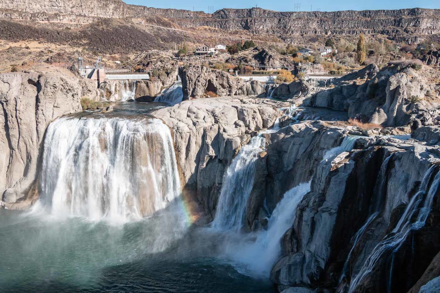 Visit Shoshone Falls - Roads and Destinations