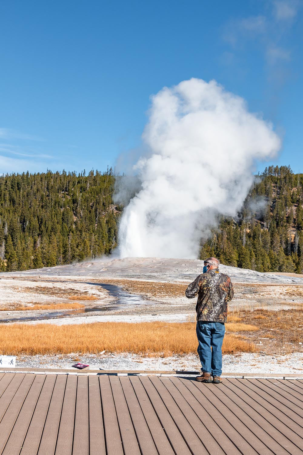 First visit to Yellowstone - Roads and Destinations. - roadsanddestinations.com