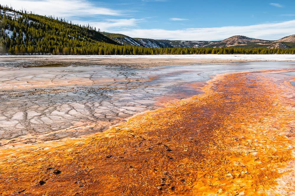 First visit to Yellowstone - Roads and Destinations. - roadsanddestinations.com