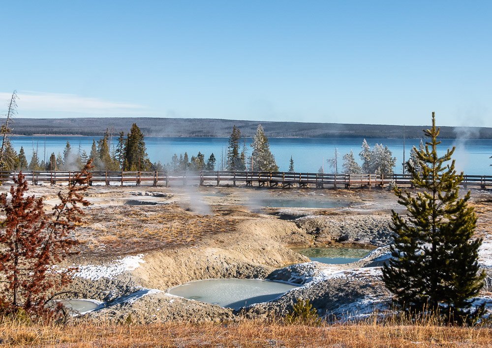 First visit to Yellowstone - Roads and Destinations. - roadsanddestinations.com