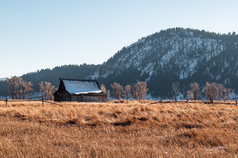 T.A. Moulton Barn - Roads and Destinations, roadsanddestinations.com.