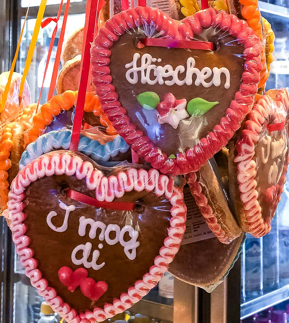German gingerbread  - Roads and Destinations