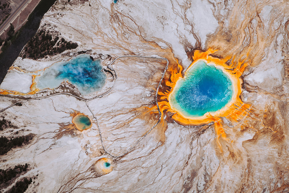 Midway Geyser Basin - Roads and Destinations _ roadsanddestinations.com