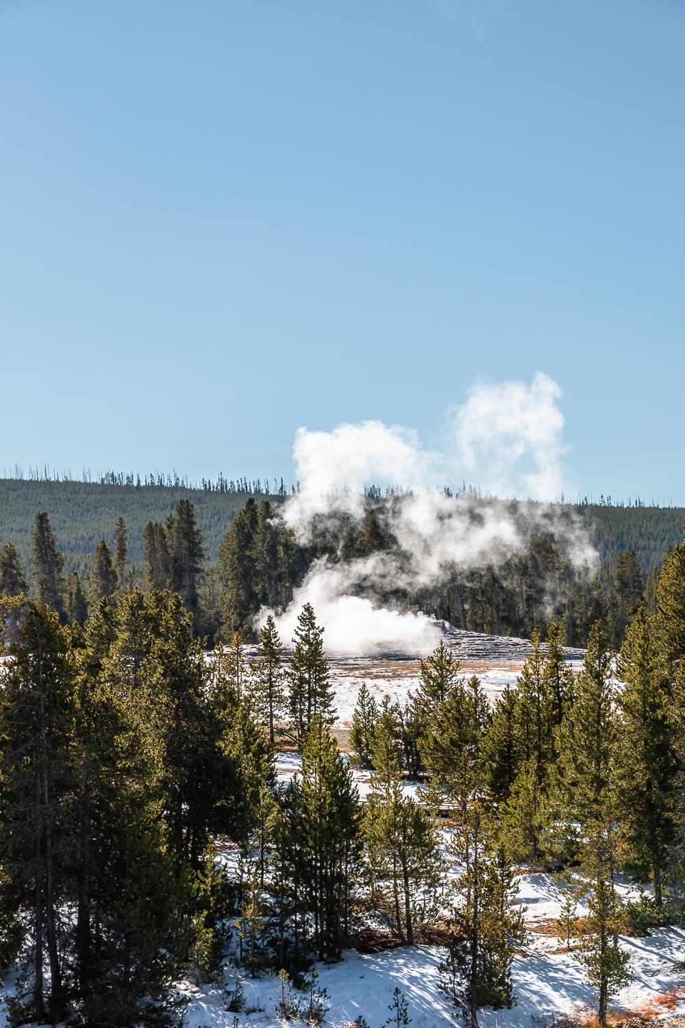 Yellowstone National Park - Roads and Destinations, roadsanddestinations.com