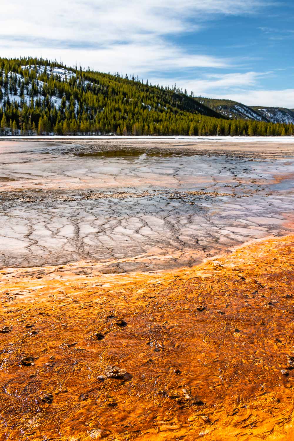 Midway Geyser Basin - Roads and Destinations _ roadsanddestinations.com